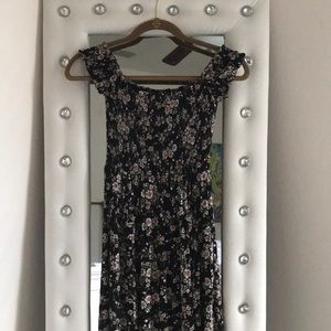 American Eagle Outfitters Maxi Floral Dress